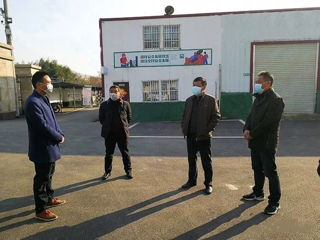 抗击疫情_副本